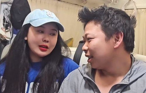 金世佳，被俩孩子压垮的幸福之路