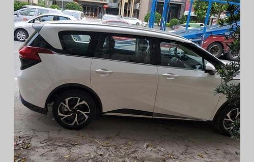 海马商务车7座报价和图片(海马汽车mpv7座)