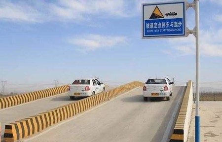 驾照考c1和c2哪个更实用(驾考c1和c2哪个更简单)