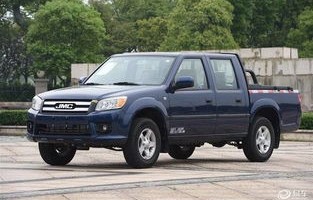 江铃宝典2023新款柴油版(江铃宝典2023新款柴油版有几种颜色)