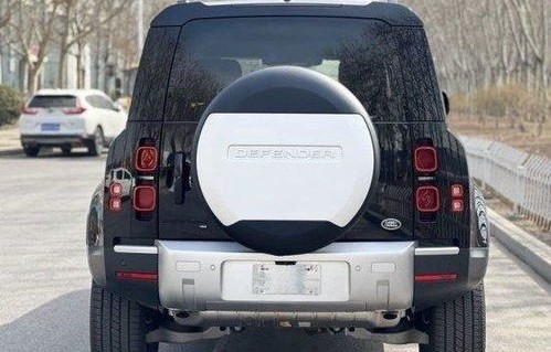 路虎卫士2023款最新款(路虎卫士2023款最新款柴油版)