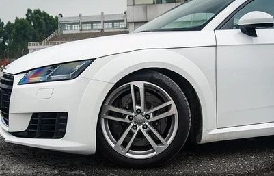 奥迪tt属于什么档次(奥迪tt属于什么车)