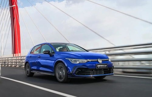 适合女生开的高颜值车(适合女生开的高颜值轿车)