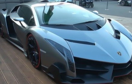 最快的跑车第一名(最快的跑车是哪一辆)