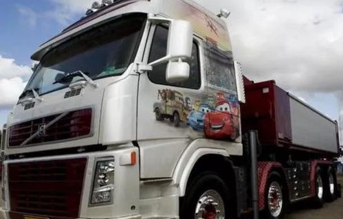 中国重型卡车十大排名(重型卡车十大排名品牌图片)