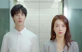 短剧情缘，赖上漂亮女总裁