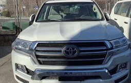 2021款丰田兰德酷路泽(2021款丰田兰德酷路泽4600高配版)