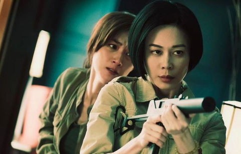 短剧双面玫瑰之李诺角色深度解析