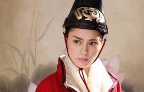 短剧帝师龙婿，权谋、爱情与命运的交织