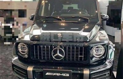 奔驰多少钱一辆价格表(奔驰多少钱多少钱)