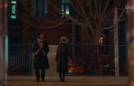 左一，短剧中的渣男逆袭，逃婚现场改嫁首富的传奇故事