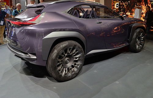 雷克萨斯ux200(雷克萨斯nx200参数)