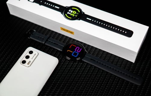 realmegtneo2t(realmegtneo2t屏幕尺寸)