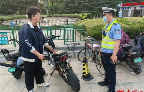 济南交警迅速行动,严打炸街行为——多名年轻人被抓,彰显城市交通管理决心