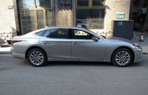 雷克萨斯ls350(雷克萨斯ls350多少钱一辆)