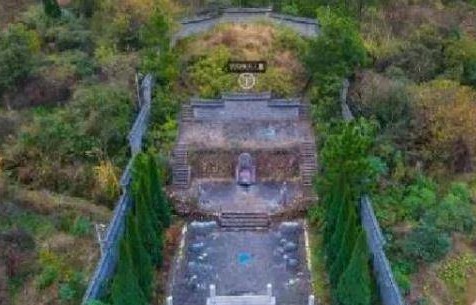 短剧金头御葬马仁山的深度解析