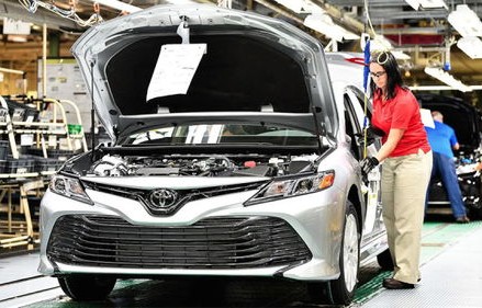 15万丰田新车图片(丰田建议买的三款车)