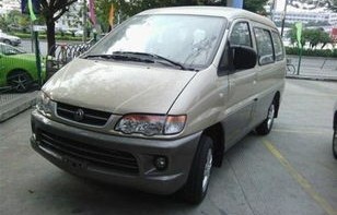 东风风行菱智v3七座(东风风行菱智v3七座车图片)