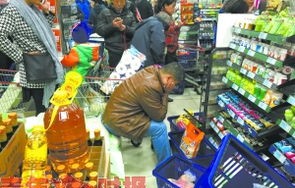 杭州山姆超市遭遇采购大军的狂欢