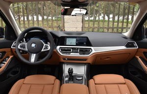 为什么瞧不起买宝马3系(为什么不买宝马新三系)