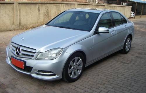 奔驰c180最新价格(奔驰c180最新价格是多少钱)