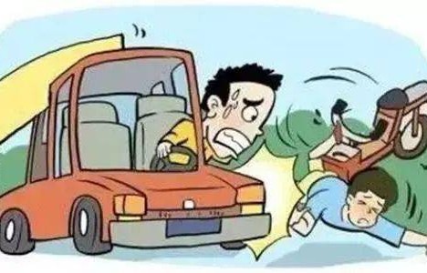 男子制造222起交通事故骗取巨额保险金，道德与法律的双重拷问