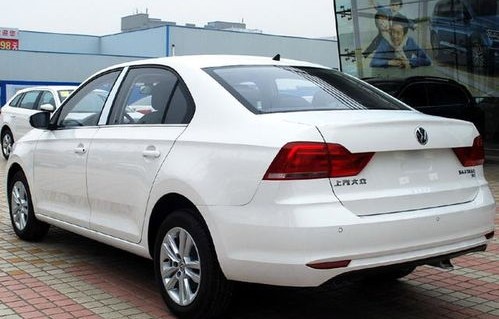 现在大众桑塔纳多少钱(大众桑塔纳多少钱一台)