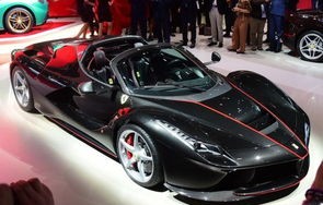 法拉利laferrari(法拉利LaferrariAperta70周年纪念版)