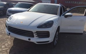 保时捷cayennes多少钱(保时捷cayenne suv)