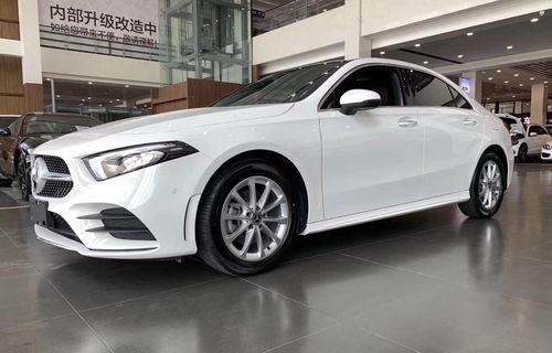 奔驰a200图片(奔驰a200图片大全大图)