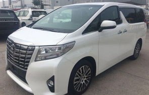 埃尔法商务车图片(埃尔法商务车图片内饰)