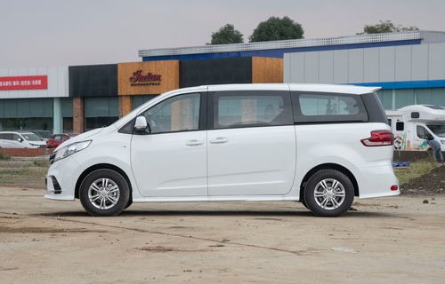 上汽大通g10图片(上汽大通g10车价)