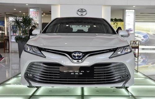 凯美瑞图片(广汽丰田凯美瑞图片)