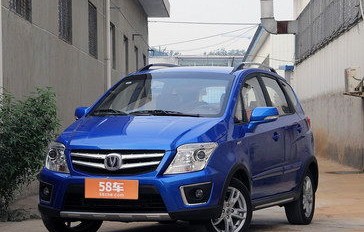 长安cx20图片(长安cx20图片和价格)