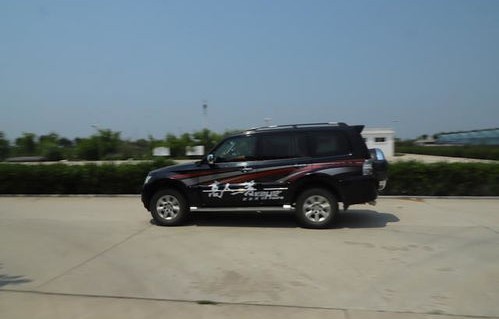 三菱越野车(老款三菱越野车)