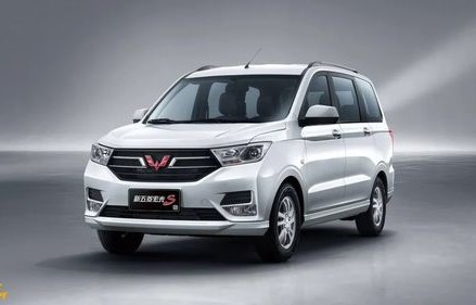 五菱商务车七座最新款自动挡(五菱商务车七座最新款自动挡2004)