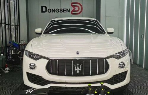 玛莎拉蒂车标图片(保时捷和玛莎拉蒂车标图片)