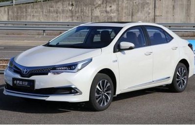 丰田卡罗拉油电混合多少钱(丰田卡罗拉油电混合多少钱一辆)
