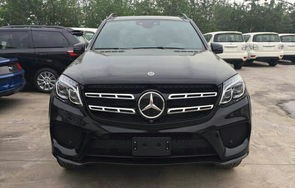 奔驰gls450价格及图片(奔驰gls450价格图片及参数)