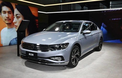 一汽大众迈腾330价格表(迈腾280舒适型最新落地价格)