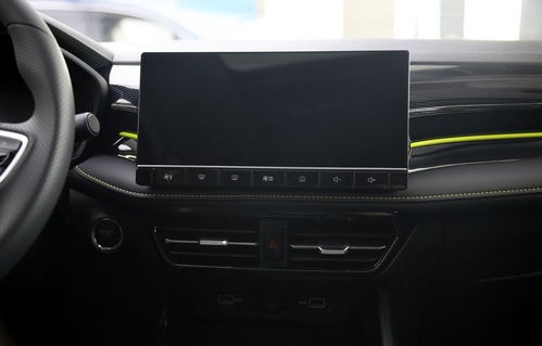 荣威i5的优点和不足(上汽荣威i5落地价)