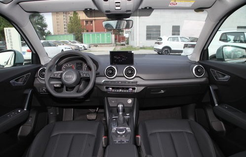 奥迪q2l为什么开的人少(奥迪q2l开起来怎么样)