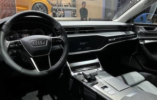 奥迪a7最新价格2023(奥迪a7最新价格2023款图片冰莓粉)