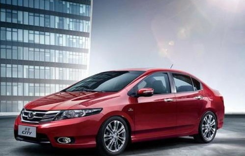 最省油的车第一名轿车(最省油的一款轿车)