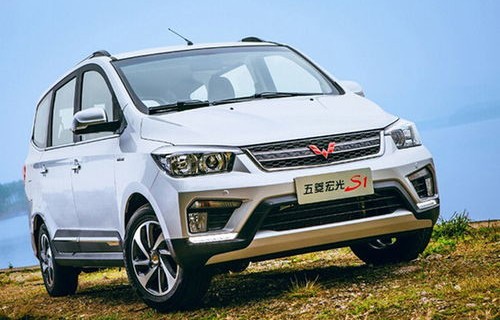 五菱宏光s多少钱一辆(五菱宏光s多少钱一辆)
