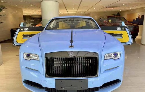 劳斯莱斯汽车价格及图片(劳斯莱斯汽车价格及图片小金人)