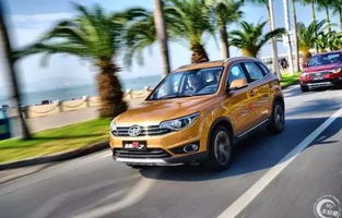 女性开的车排名前10(女性开的车排名前10自动挡30万左右)