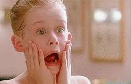 笑中带泪的成长瞬间——男孩骨折大哭后听到不能写作业秒笑的故事