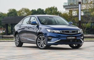 吉利帝豪2022年新款(吉利帝豪2022年新款自动挡多少钱)