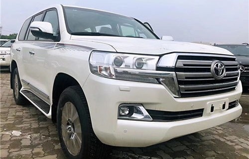 丰田陆巡v6报价及图片(丰田陆巡2021款报价v8)